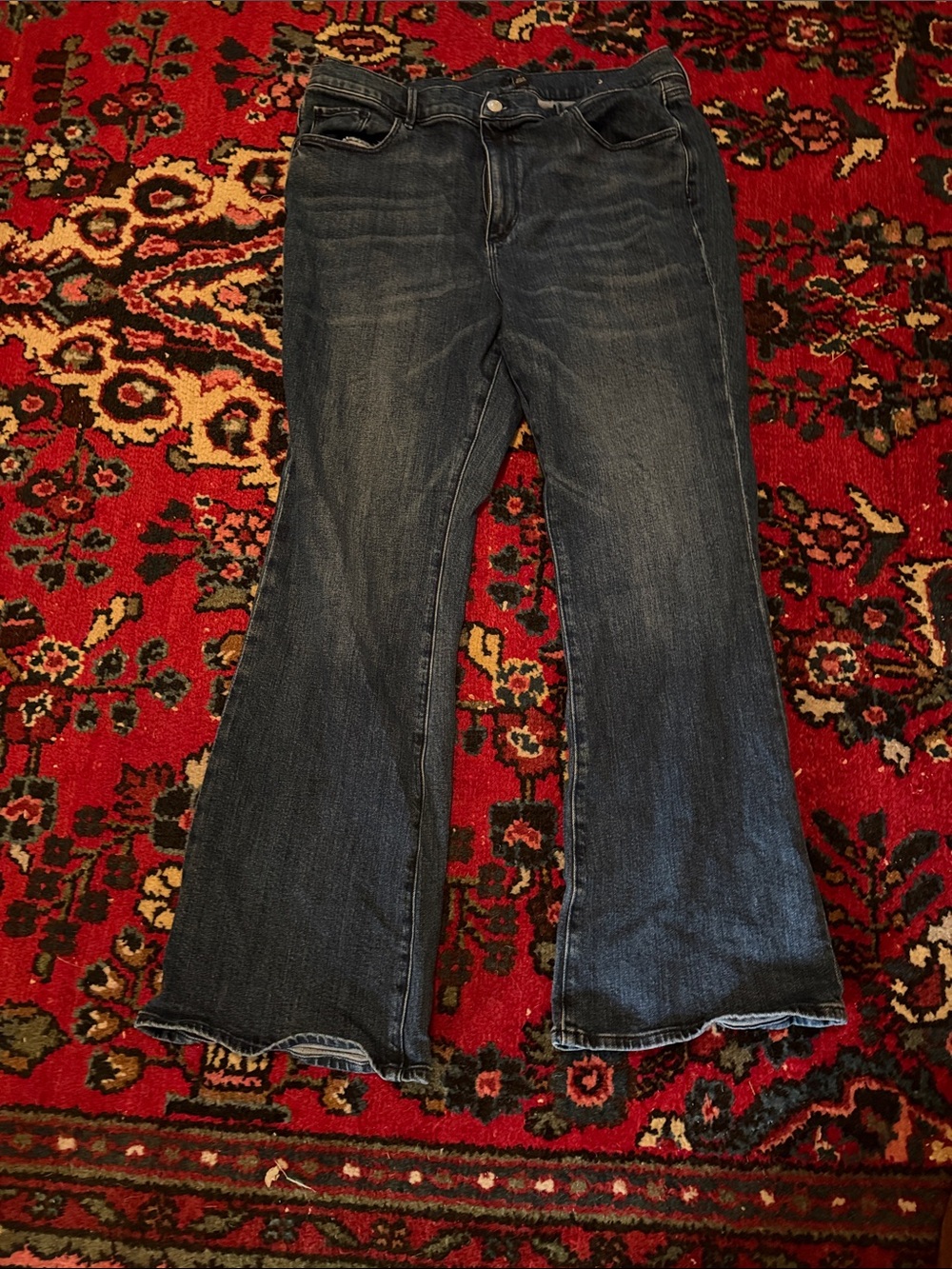 Ann Taylor Dark Wash Flared Women’s Jeans size 16